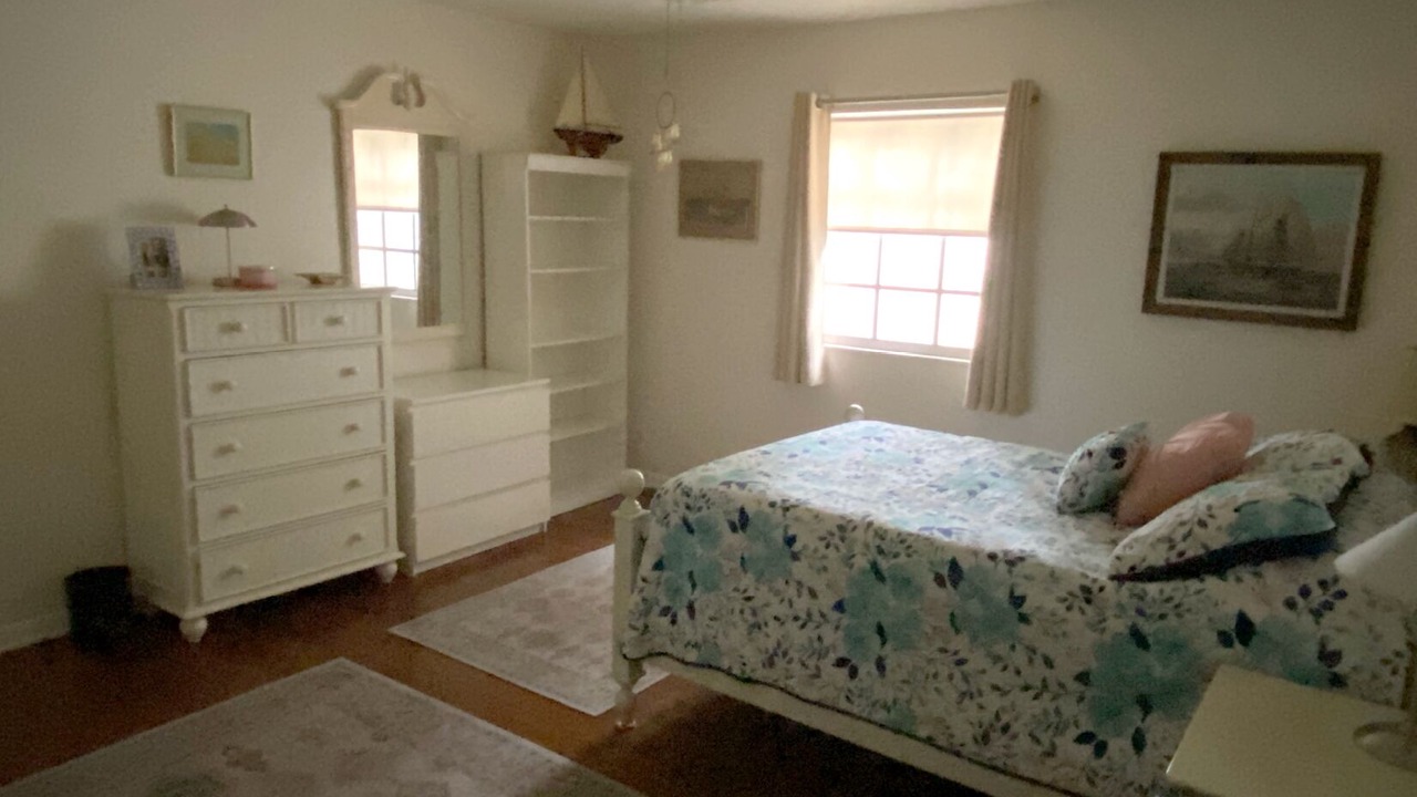 Photo of Bedroom in Lake City