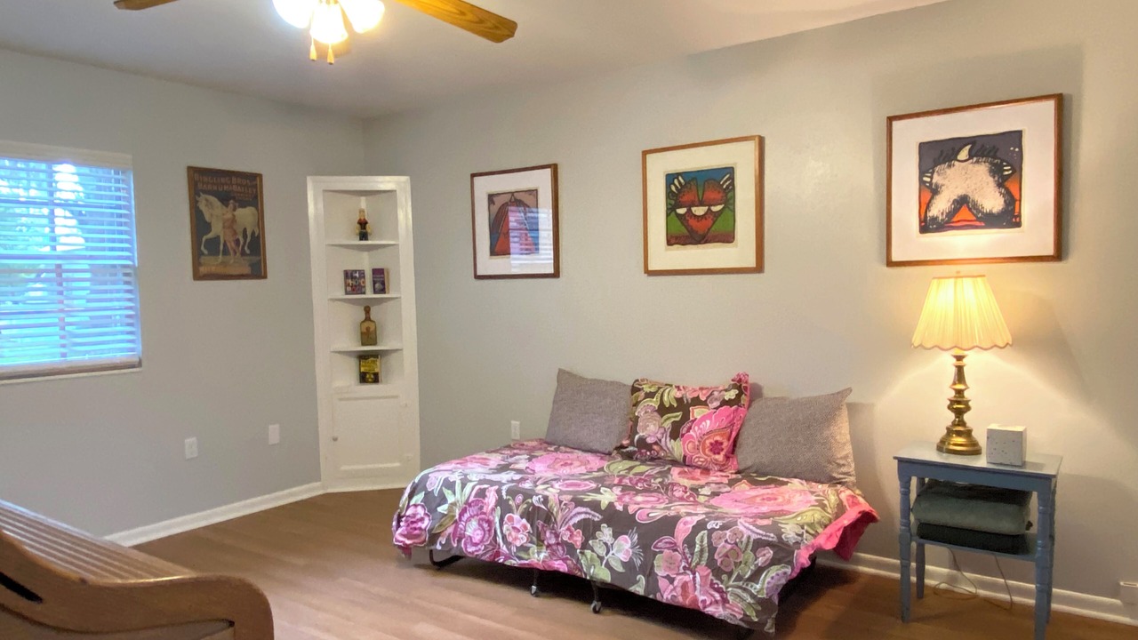 Photo of Bedroom in Lake City