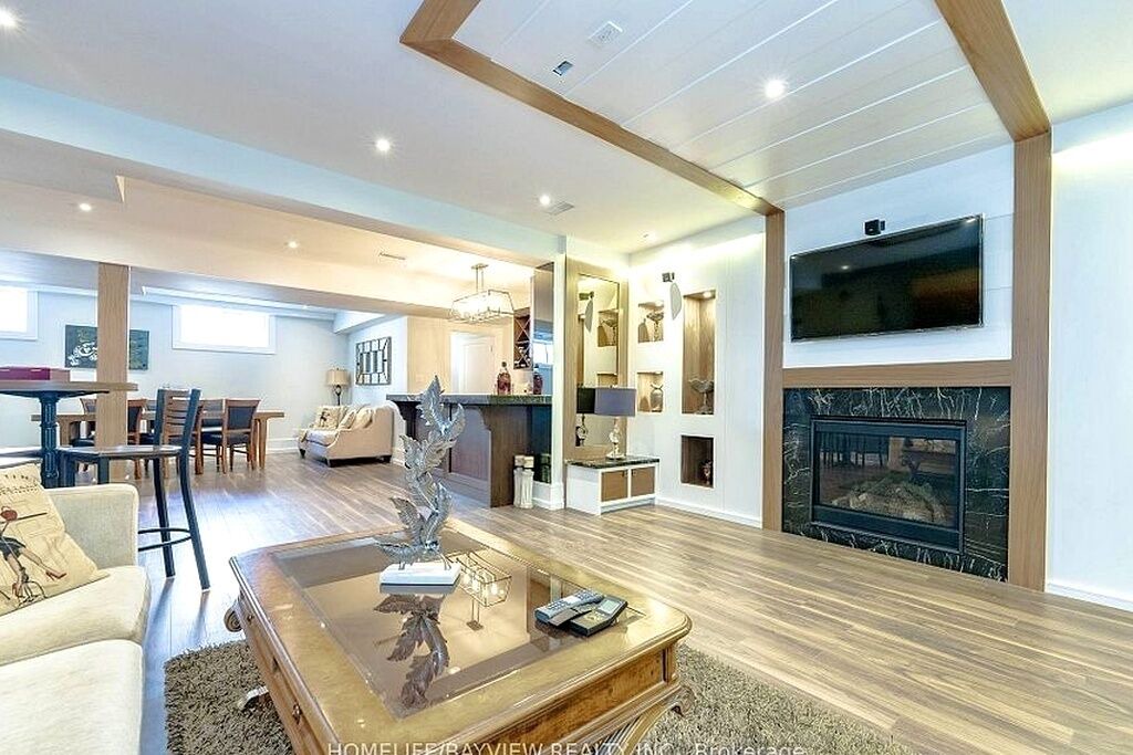 Photo of Livingroom in Richmond Hill