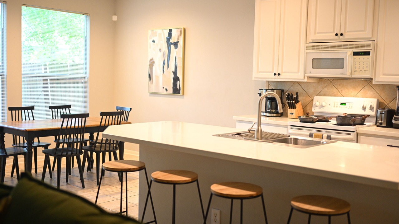 Photo of Kitchen in Alden Bridge