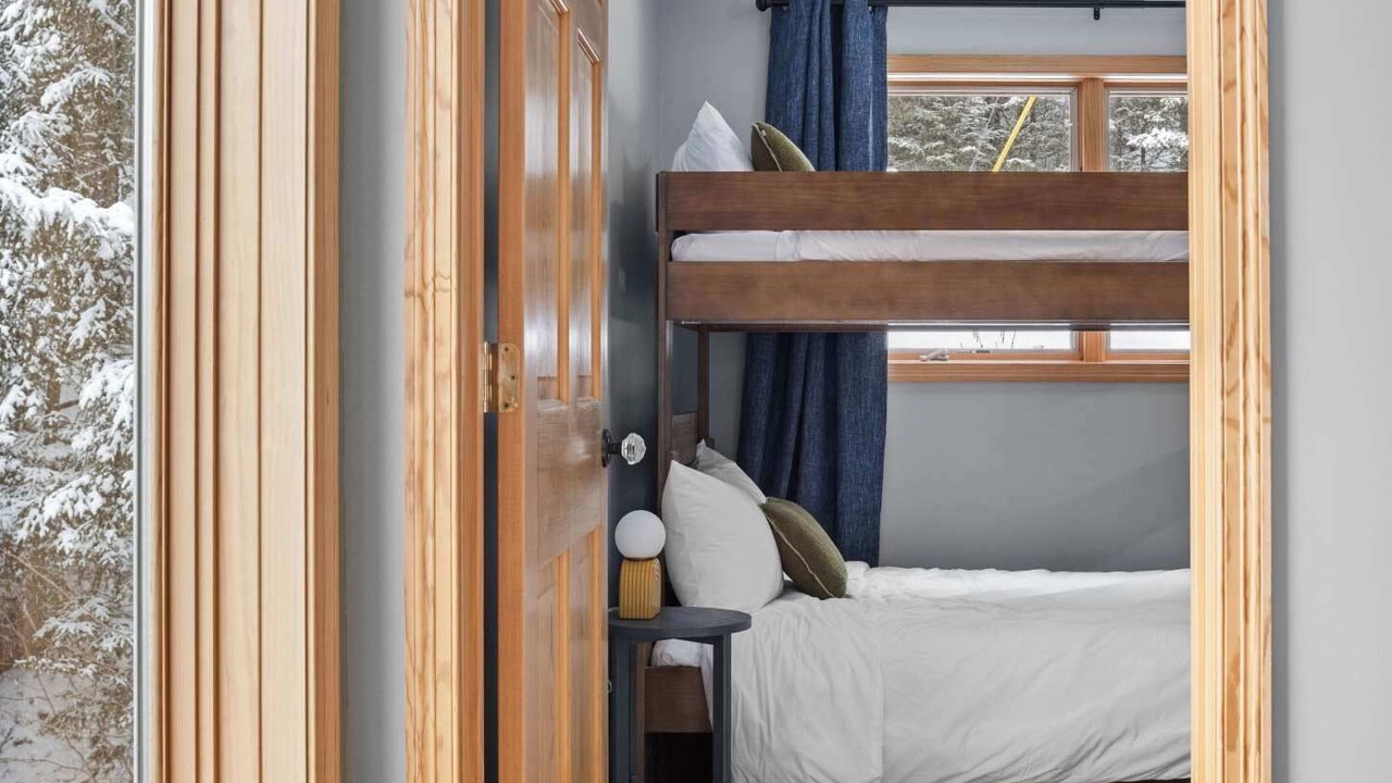 Photo of Bedroom in Warren