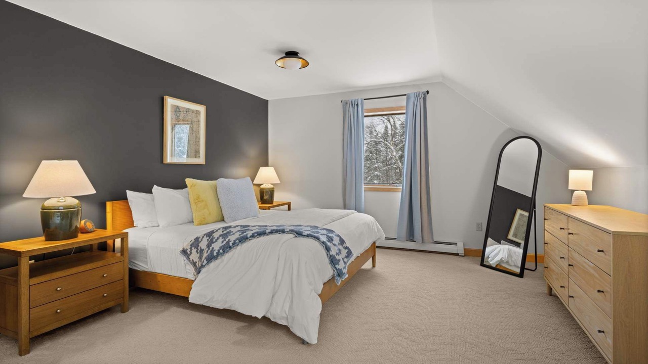 Photo of Bedroom in Warren