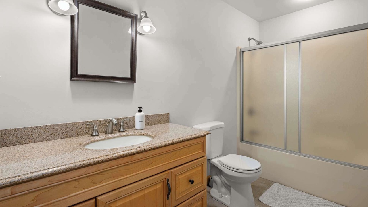 Photo of Bathroom in Warren
