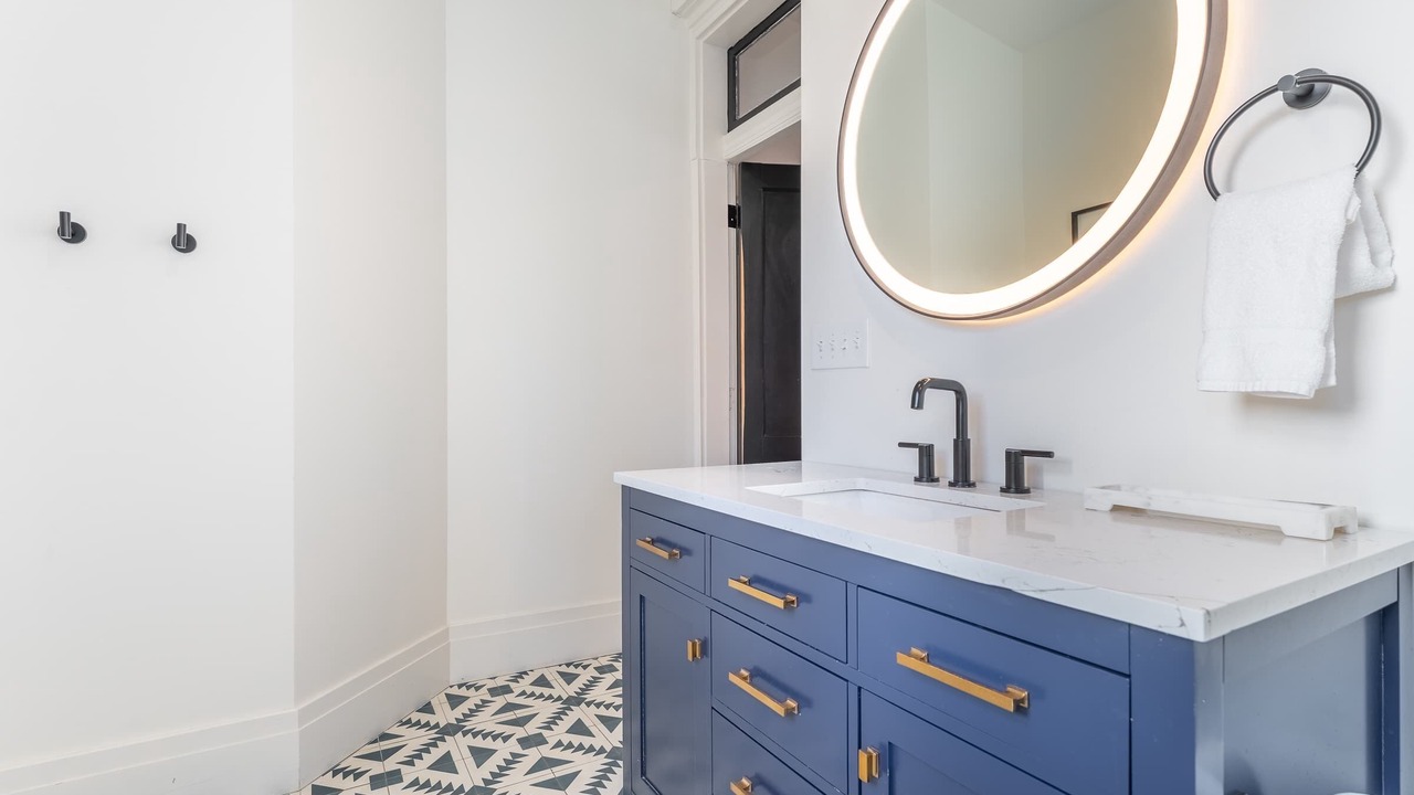 Photo of Bathroom in Historic Waverly