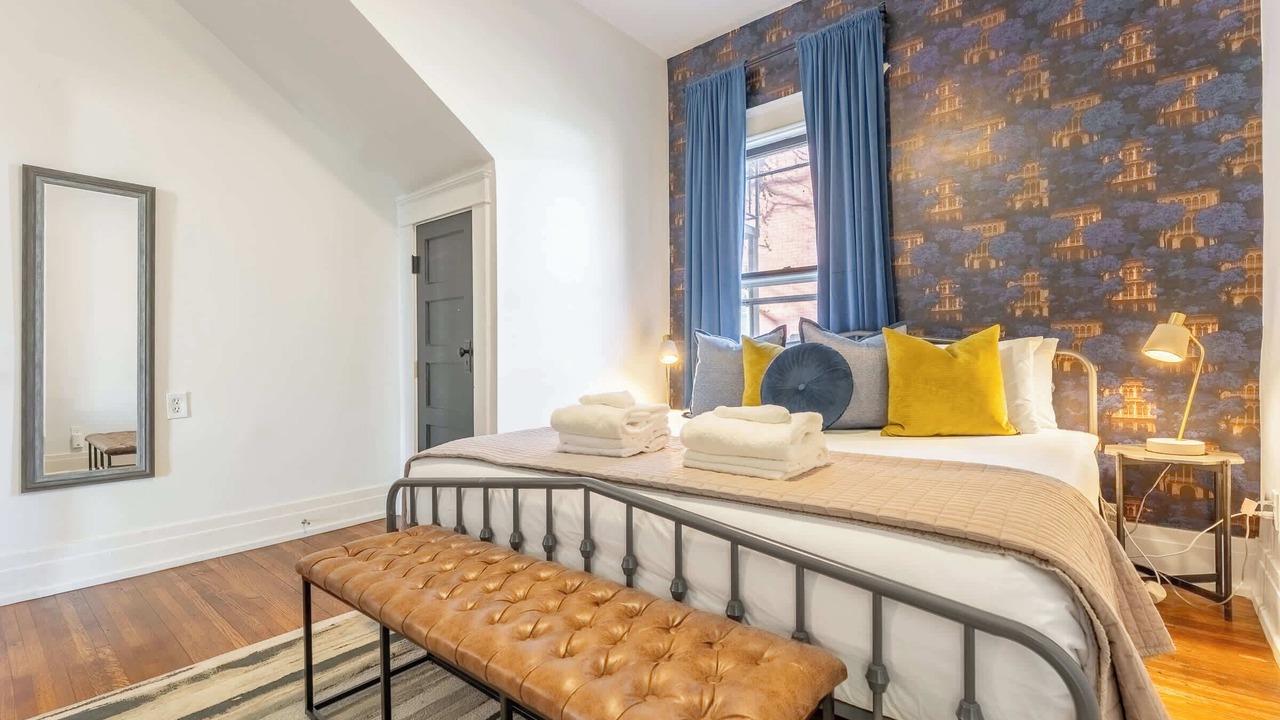 Photo of Bedroom in Historic Waverly