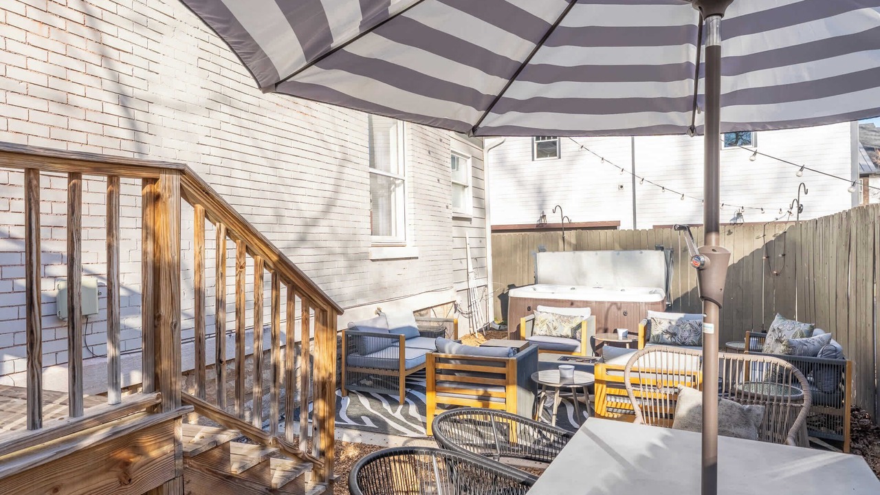 Photo of Outdoor in Historic Waverly