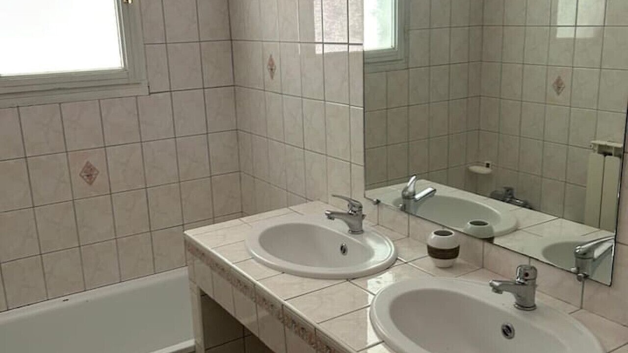 Photo of Bathroom in Villarzel-du-Razes