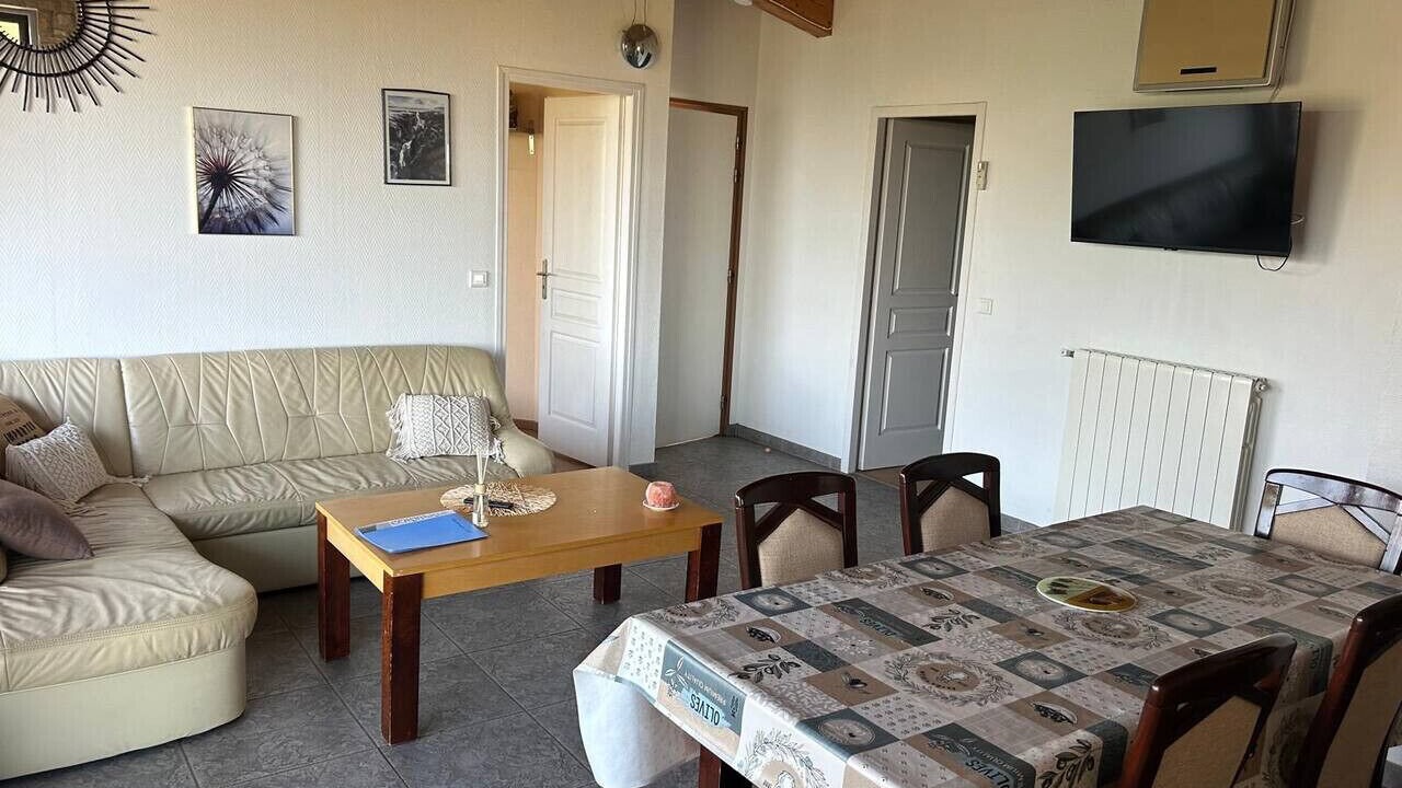Photo of Livingroom in Villarzel-du-Razes