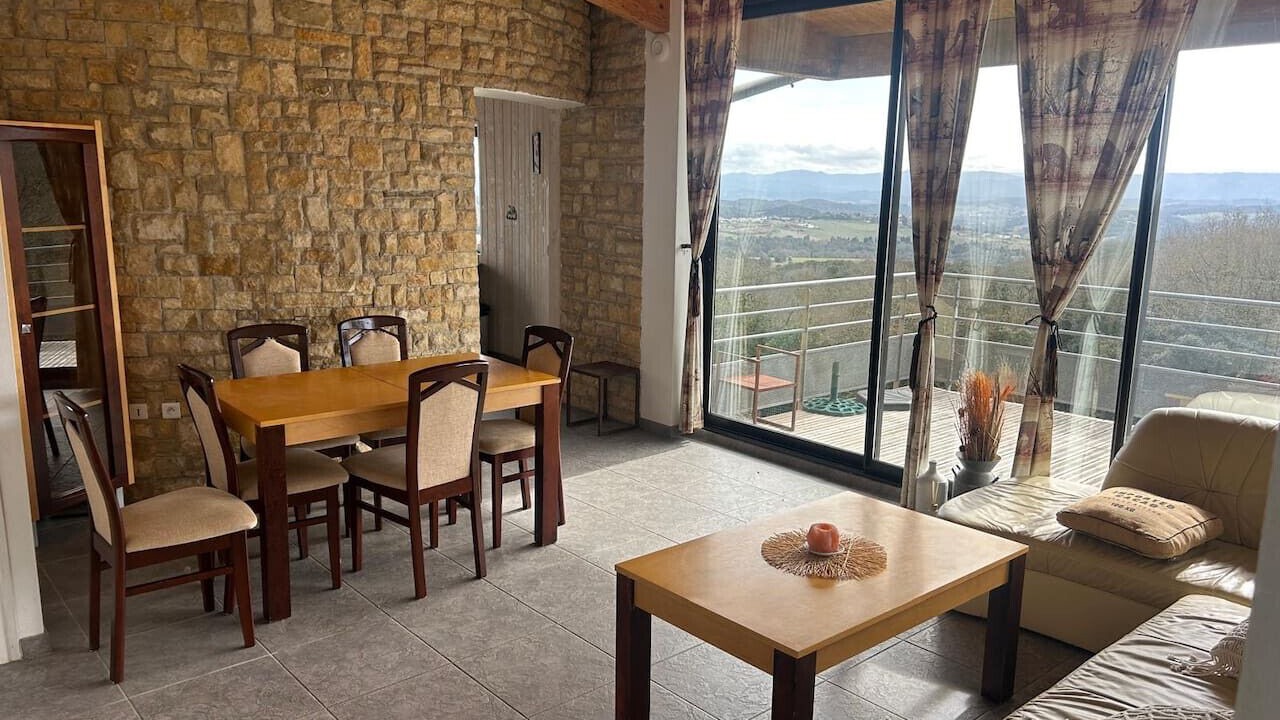 Photo of Livingroom in Villarzel-du-Razes