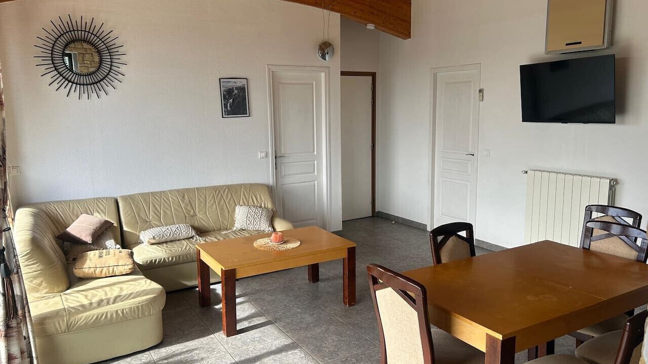 Photo of Livingroom in Villarzel-du-Razes