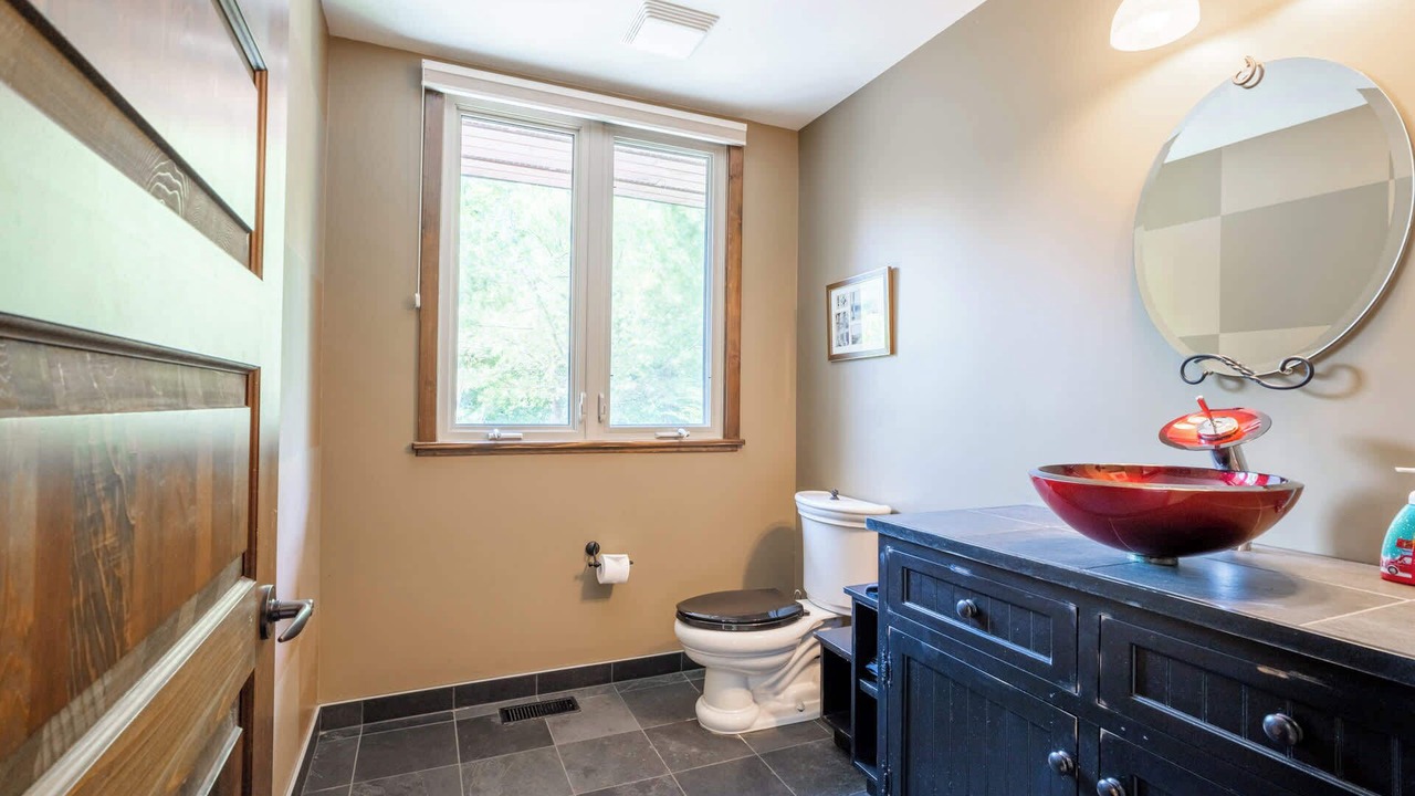 Photo of Bathroom in Lakehurst