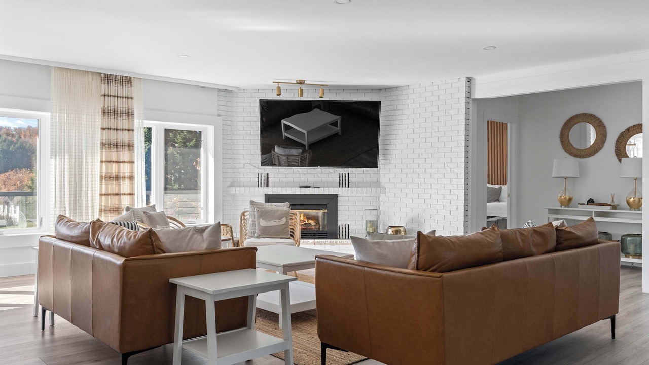 Photo of Livingroom in Utterson