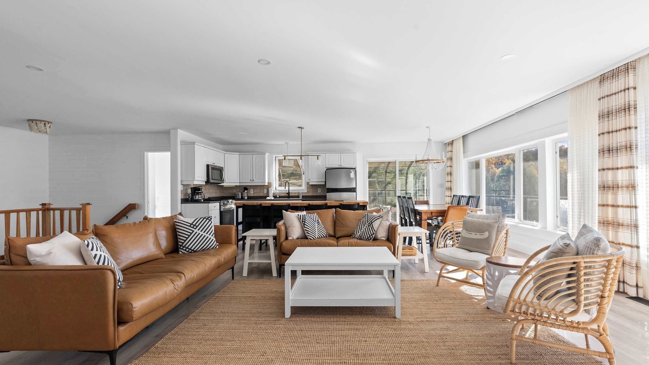 Photo of Livingroom in Utterson