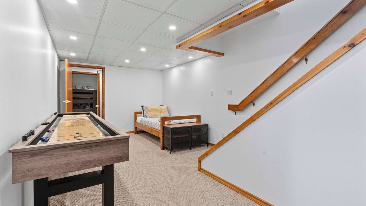 Photo of Bedroom in Utterson