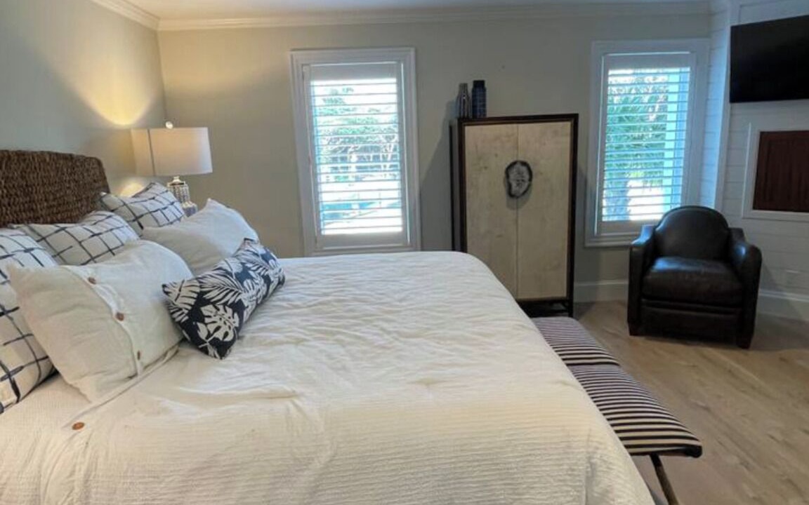 Photo of Bedroom in Pine Knoll Shores