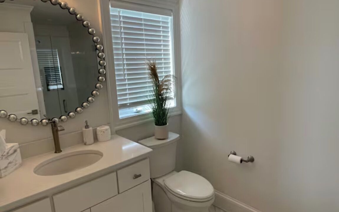 Photo of Bathroom in Pine Knoll Shores