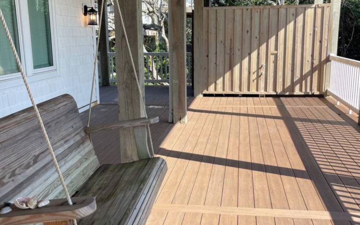 Photo of Patio Balcony in Pine Knoll Shores