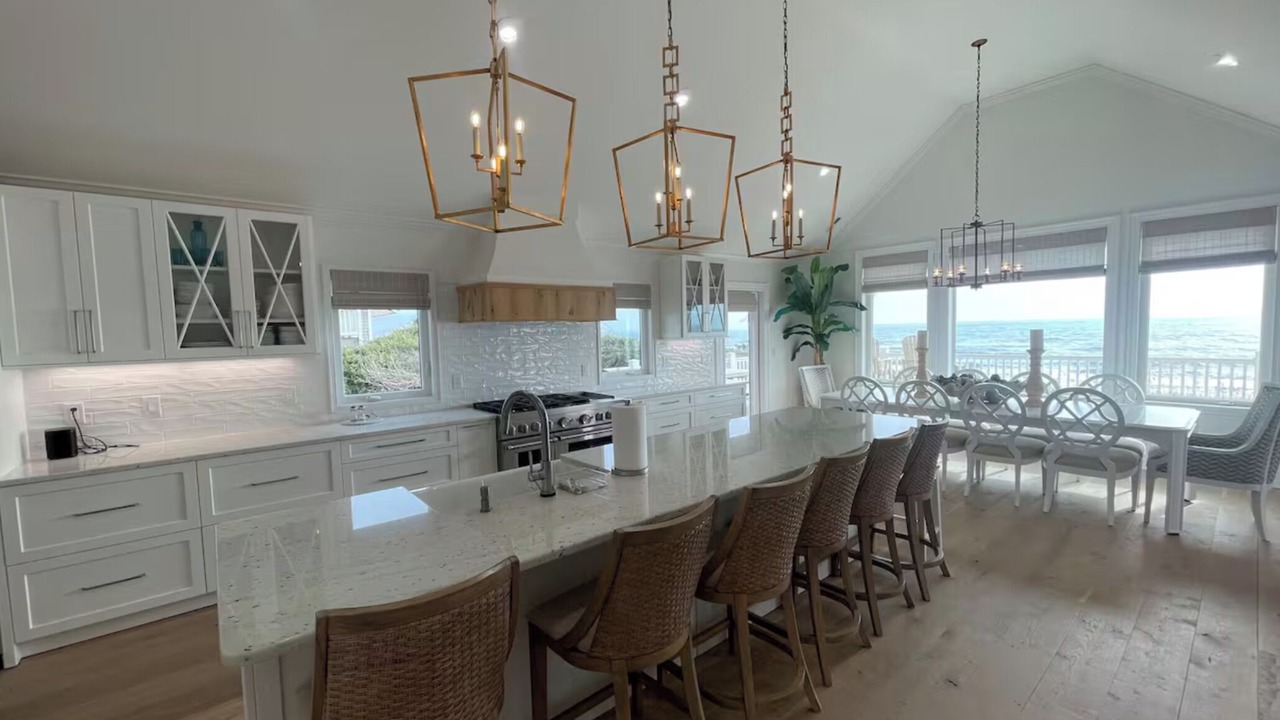 Photo of Others in Pine Knoll Shores