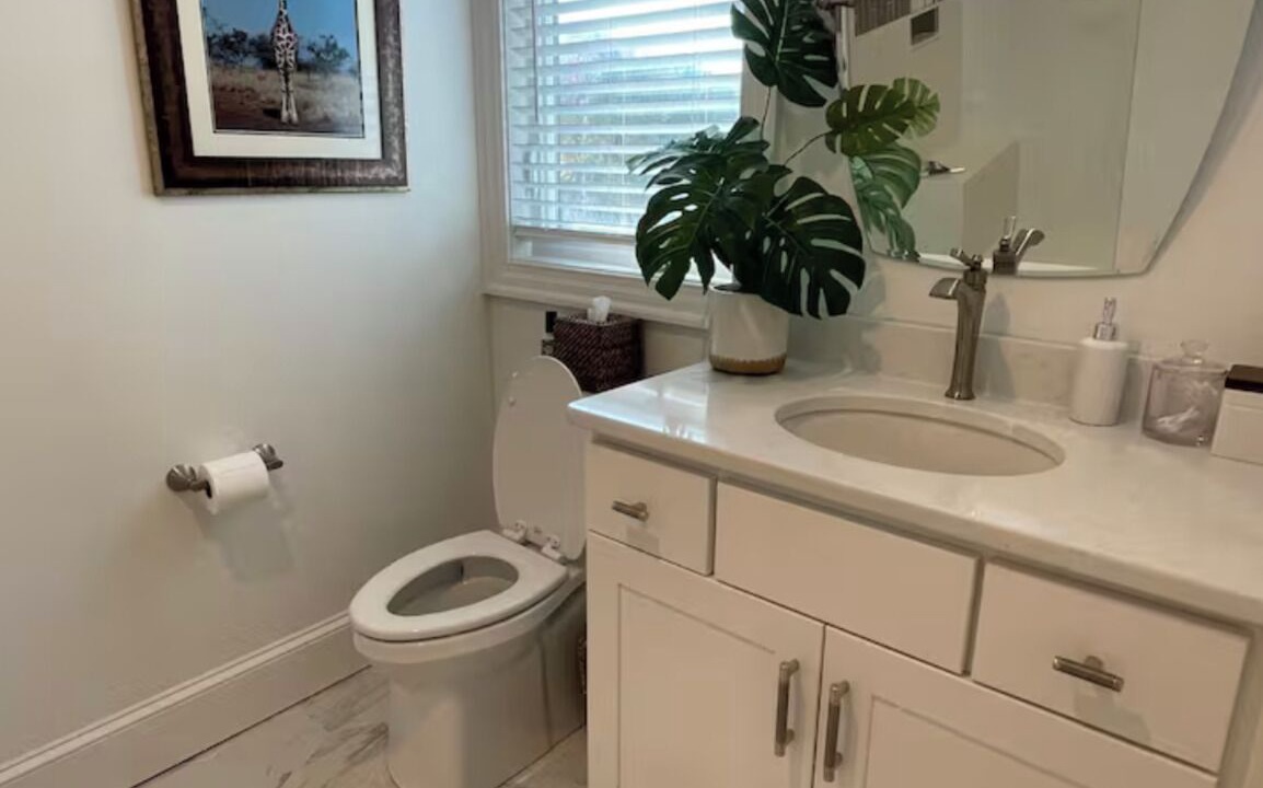 Photo of Bathroom in Pine Knoll Shores
