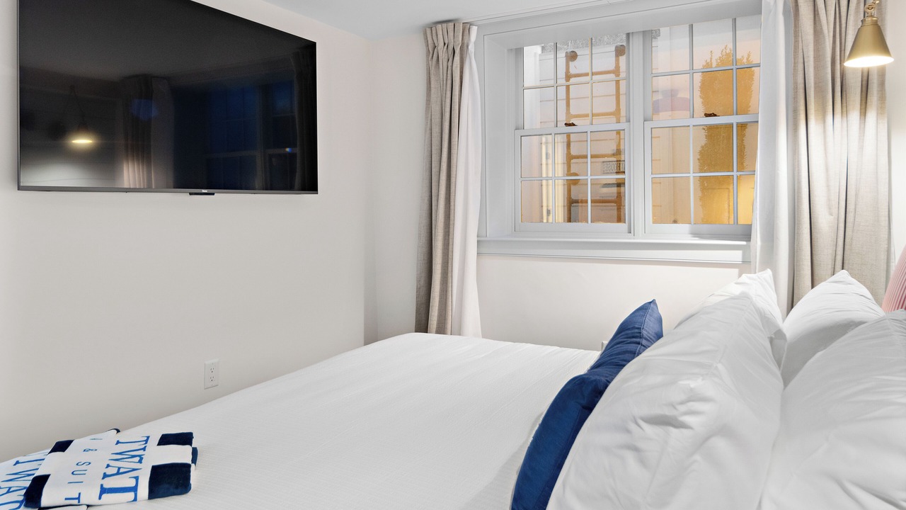 Photo of Bedroom in Newburyport