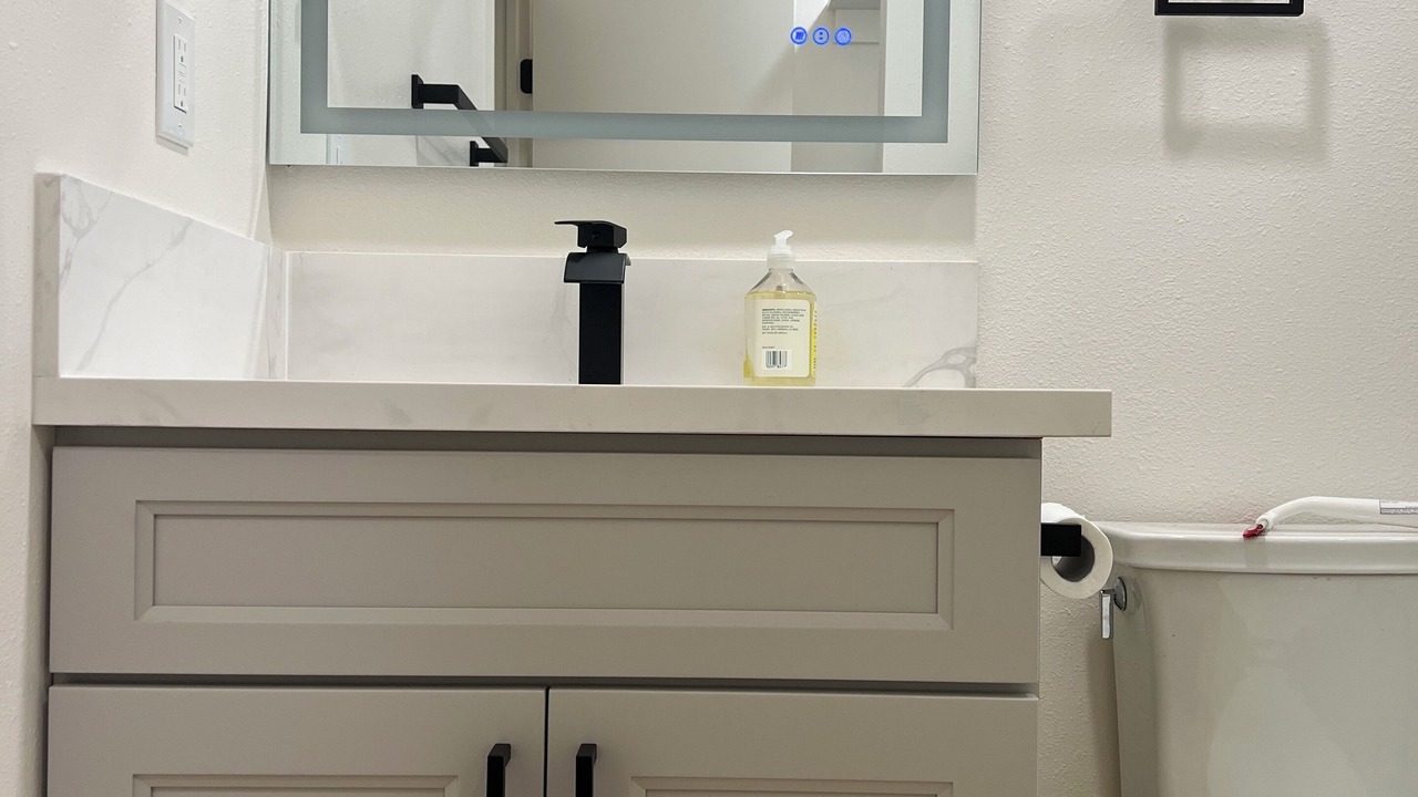 Photo of Bathroom in North Arroyo