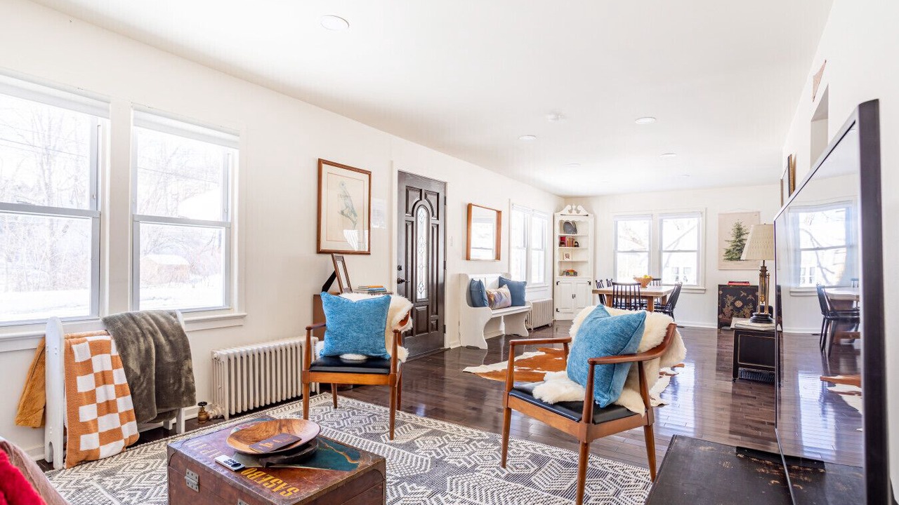 Photo of Bedroom in Livingston Manor
