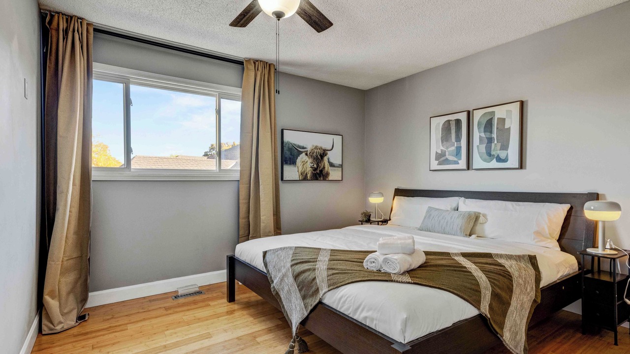 Photo of Bedroom in Oakville