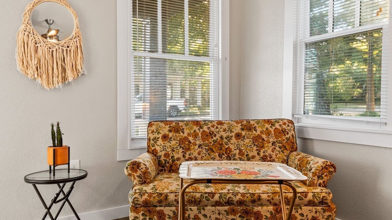 Photo of Livingroom in Fairmount