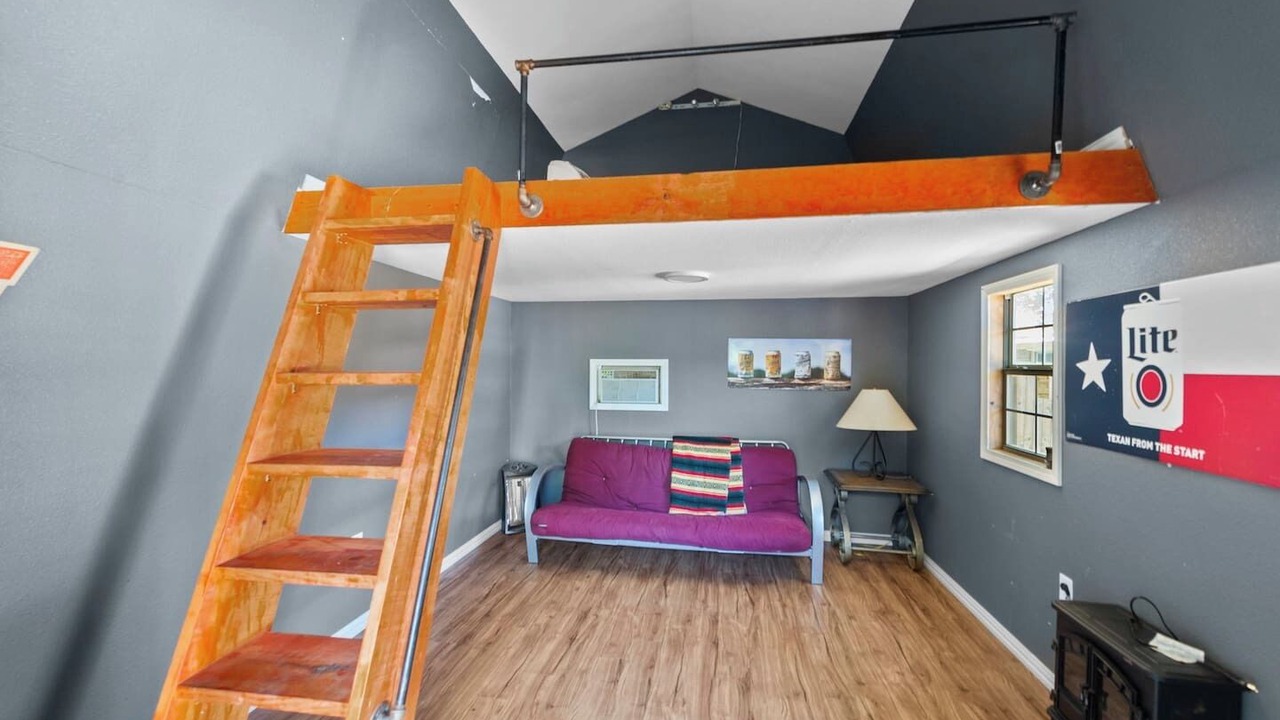 Photo of Livingroom in Arlington
