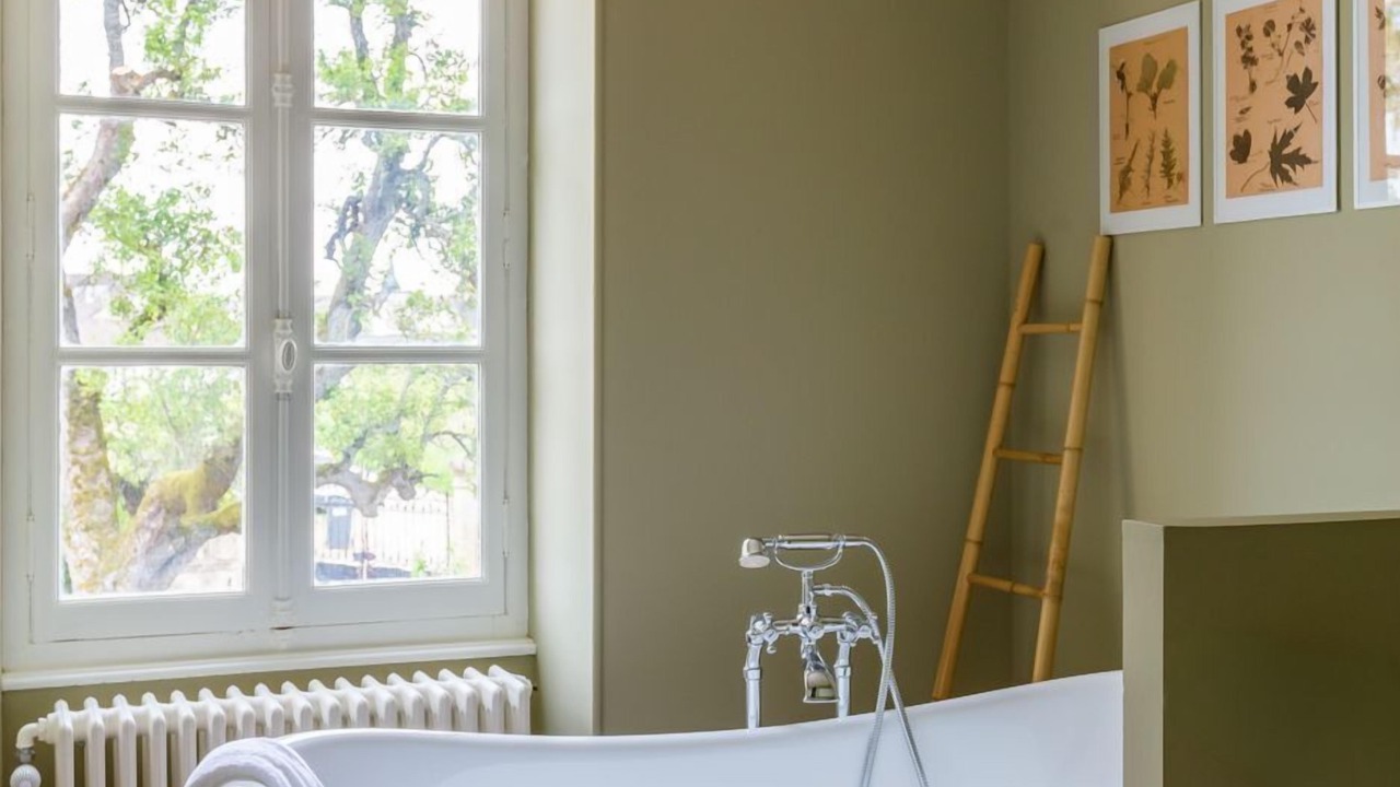 Photo of Bathroom in Puligny-Montrachet