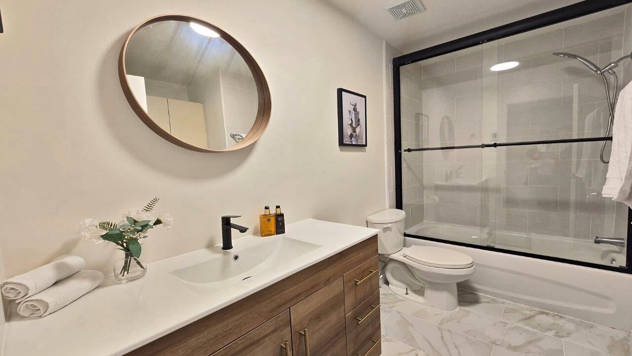 Photo of Bathroom in Mirabel