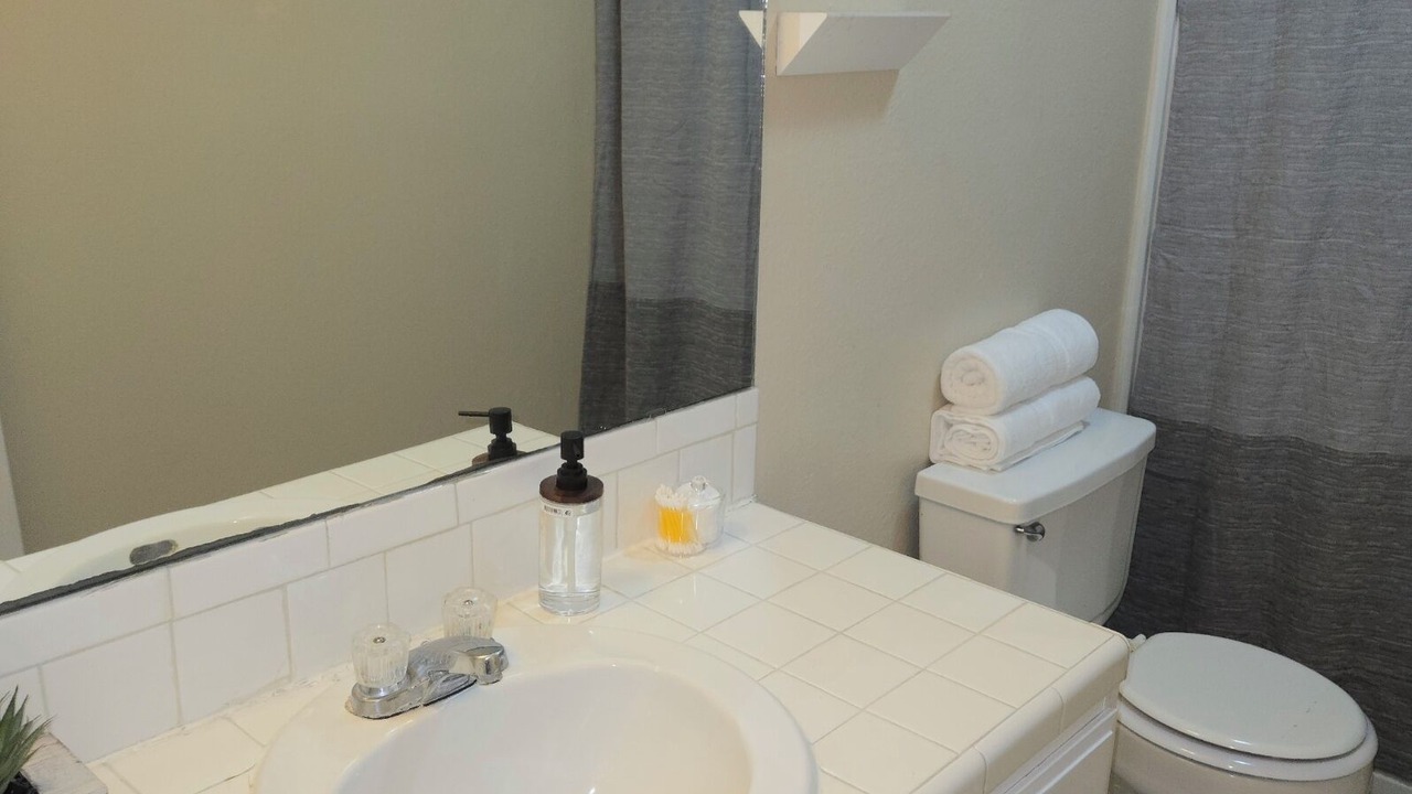 Photo of Bathroom in Bonanza