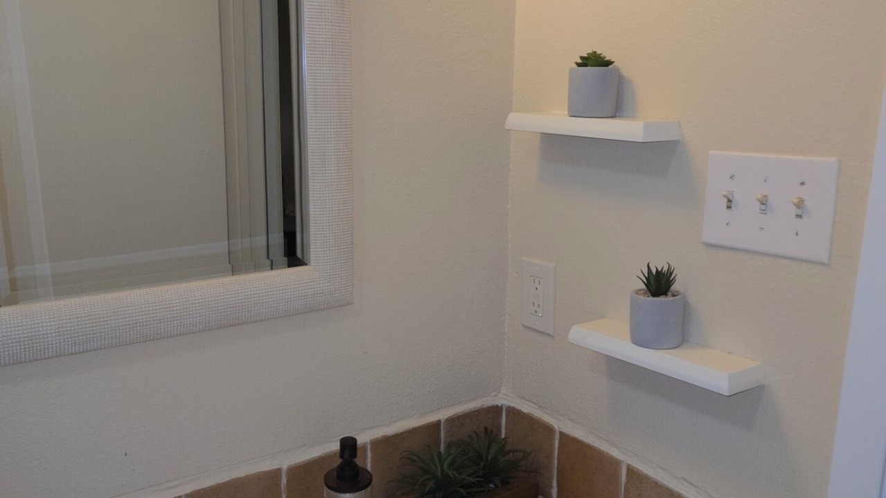 Photo of Bathroom in Bonanza