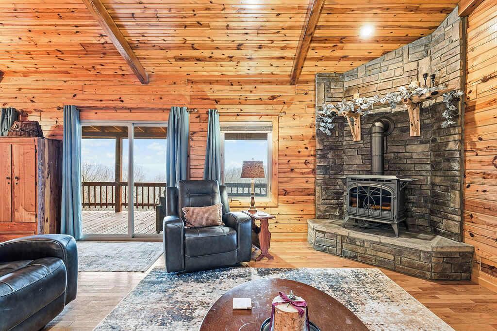 Photo of Livingroom in Sylvan Shores