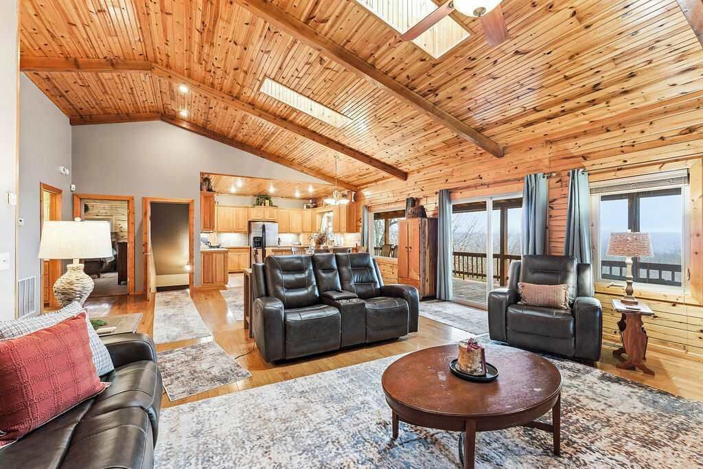 Photo of Livingroom in Sylvan Shores