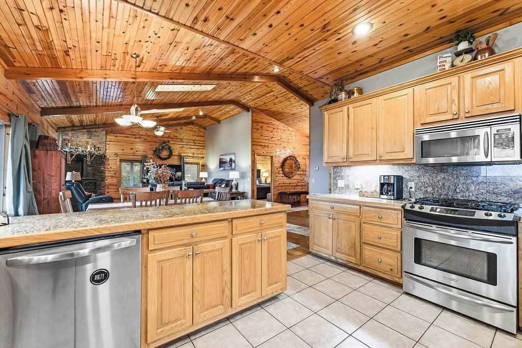 Photo of Kitchen in Sylvan Shores