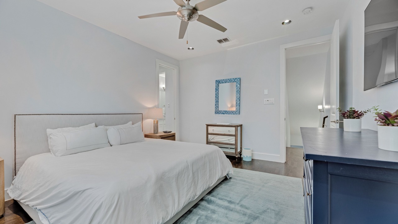 Photo of Bedroom in Old East Dallas