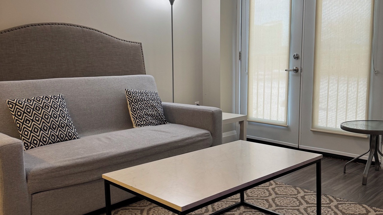 Photo of Livingroom in Halton Regional Municipality