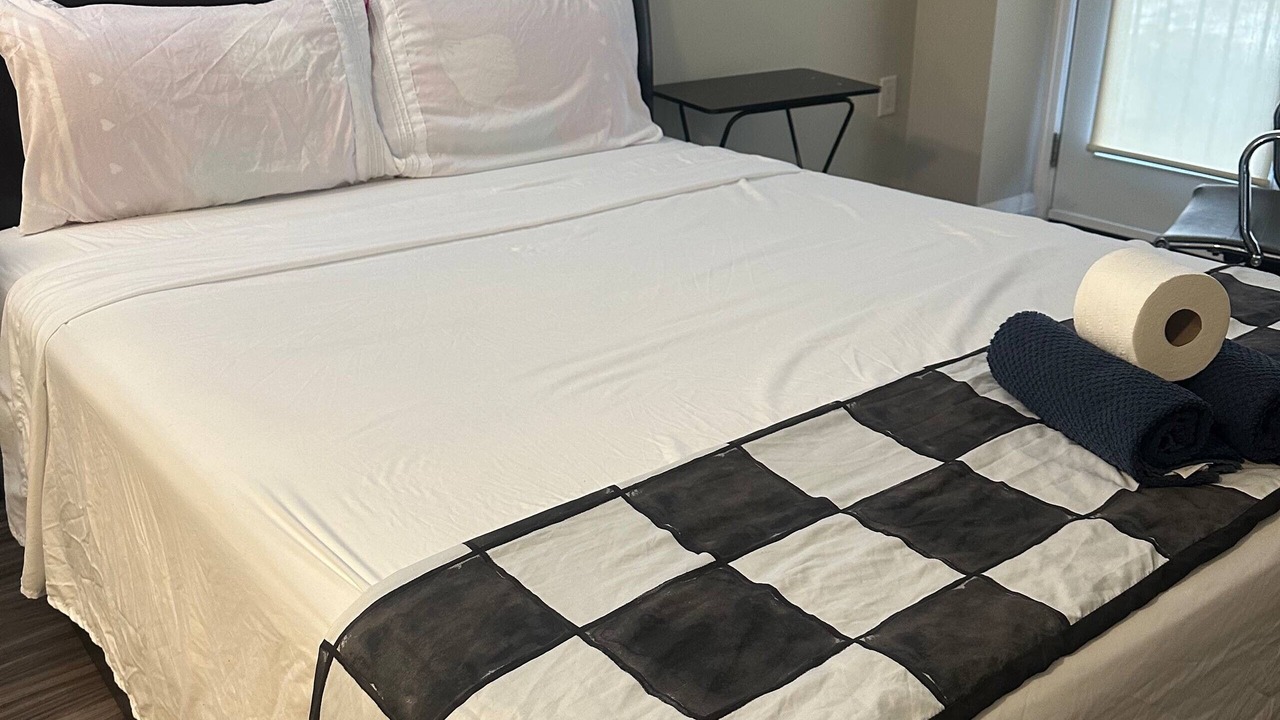 Photo of Bedroom in Halton Regional Municipality