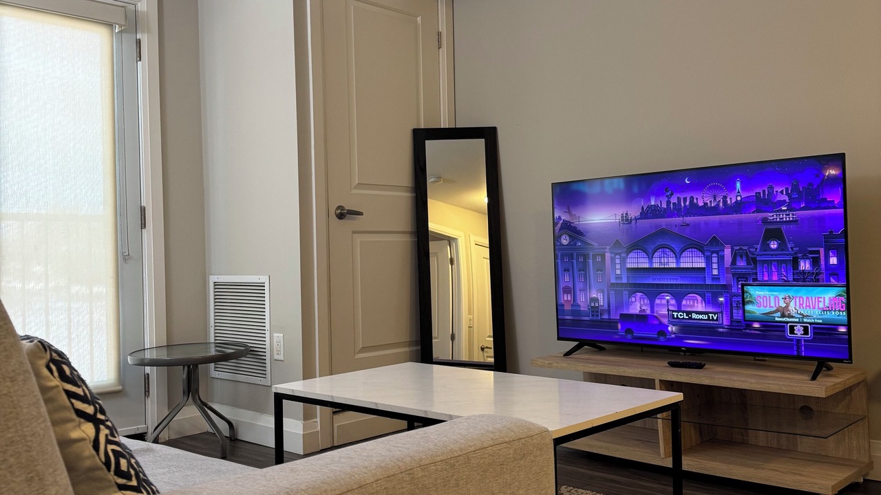 Photo of Livingroom in Halton Regional Municipality