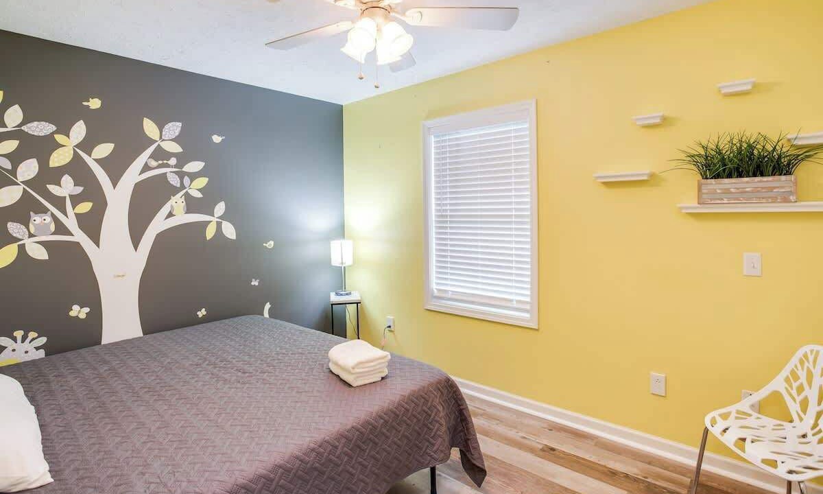 Photo of Bedroom in Gates-North Gates