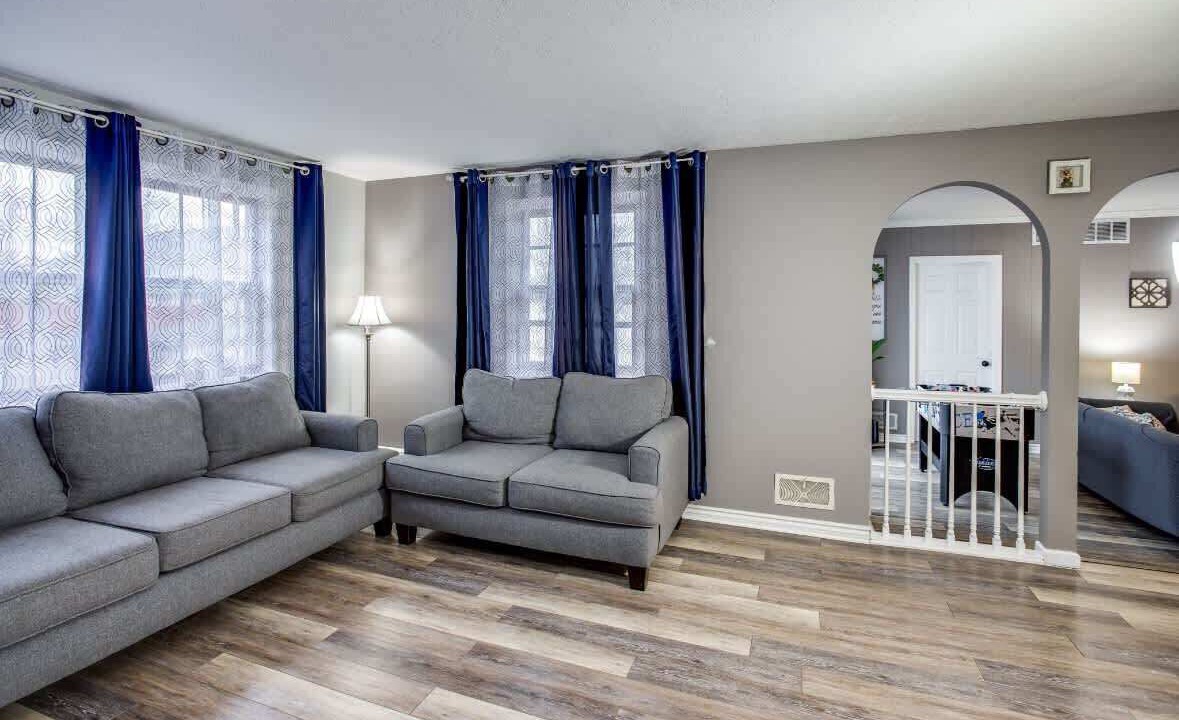 Photo of Livingroom in Gates-North Gates
