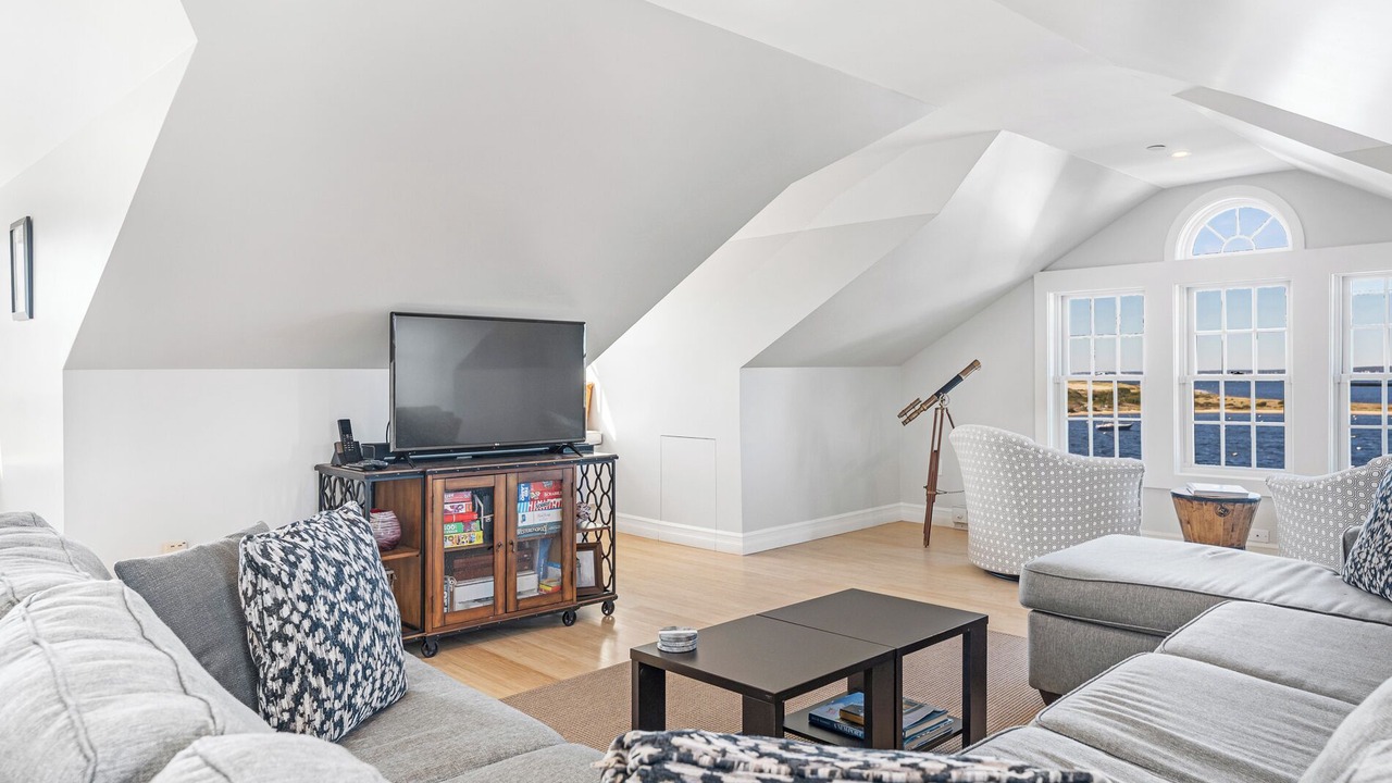 Photo of Livingroom in Watch Hill Historic District