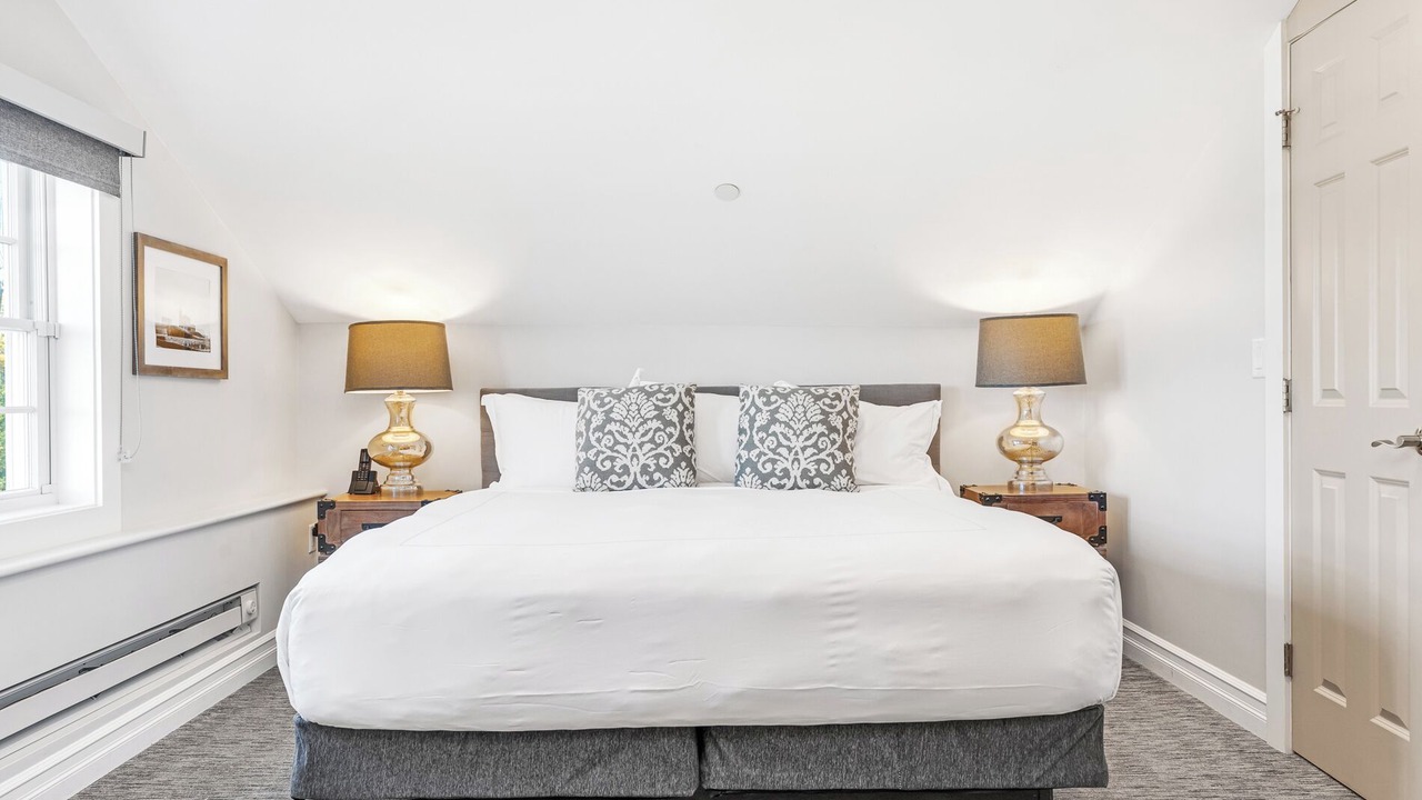 Photo of Bedroom in Watch Hill Historic District