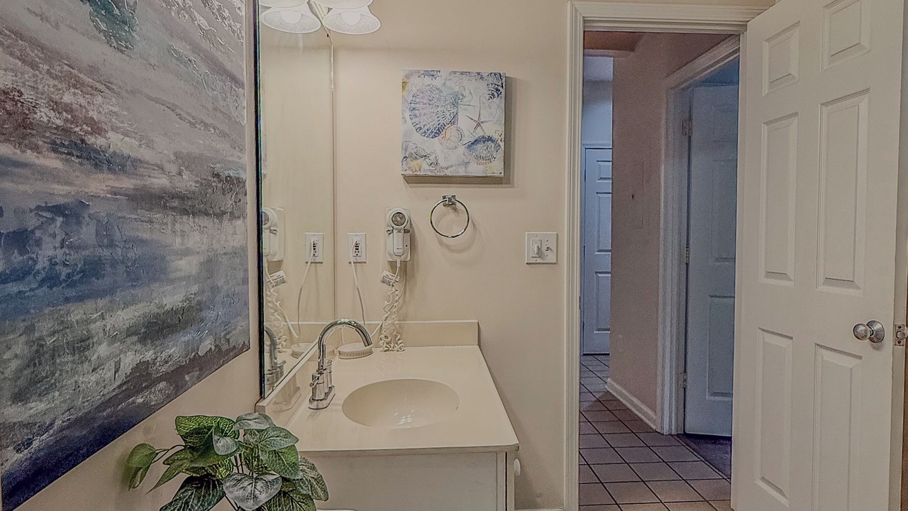 Photo of Bathroom in Red Hill