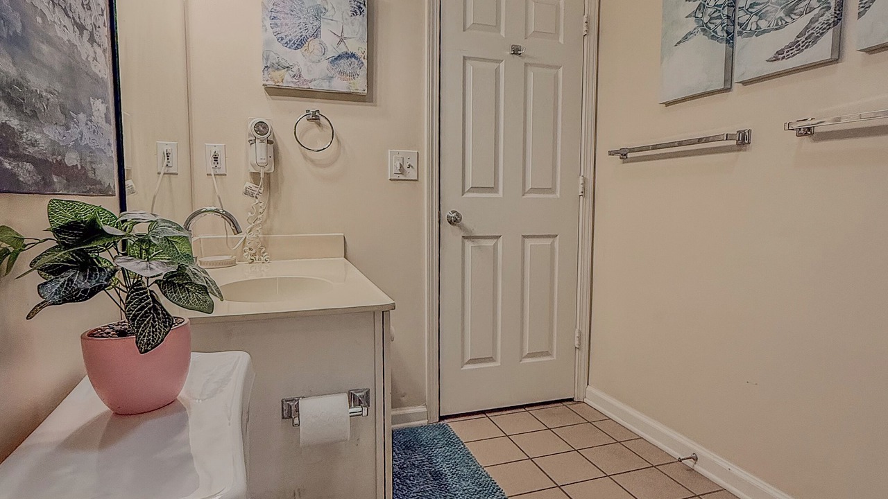 Photo of Bathroom in Red Hill