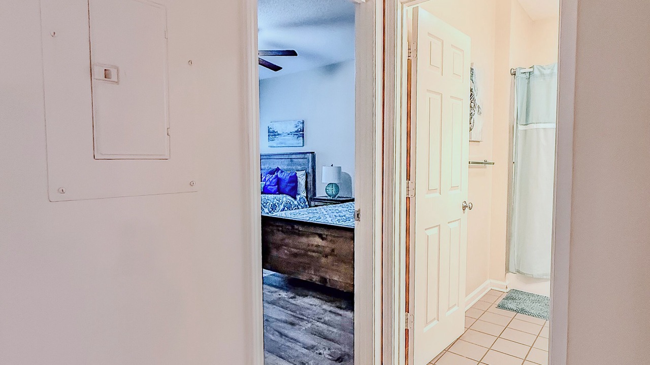 Photo of Bathroom in Red Hill