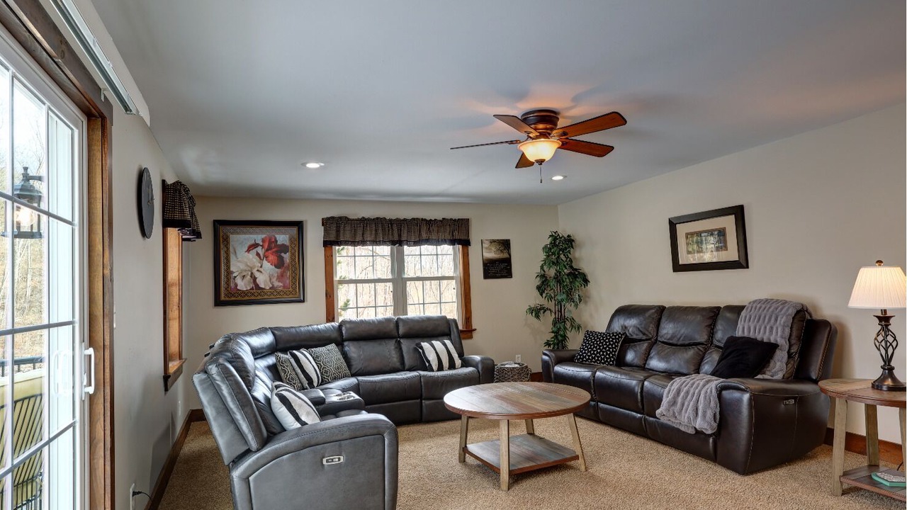 Photo of Livingroom in Bernville