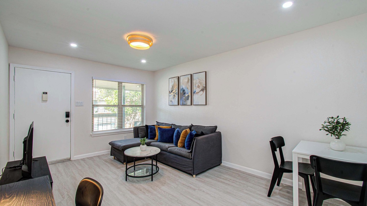 Photo of Livingroom in Houston