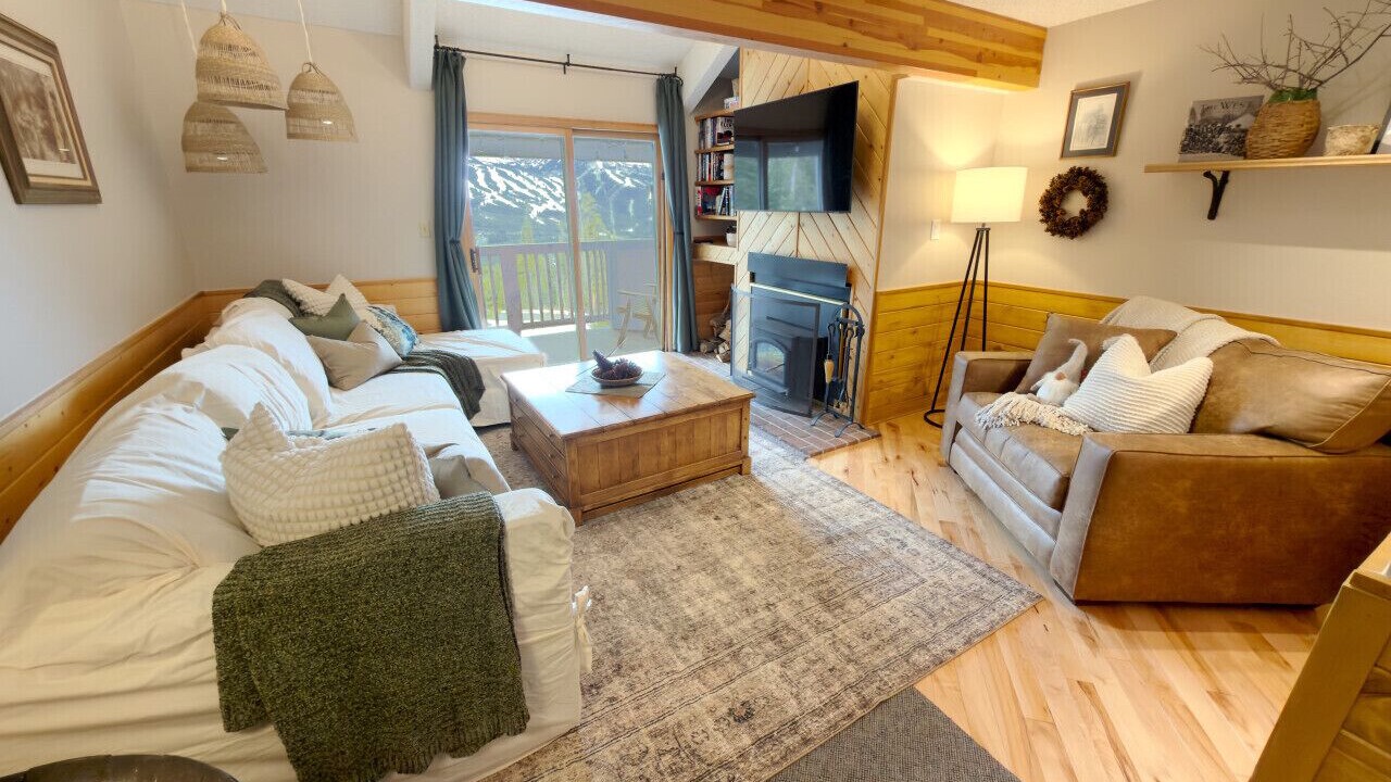 Photo of Livingroom in Baldy Mountain